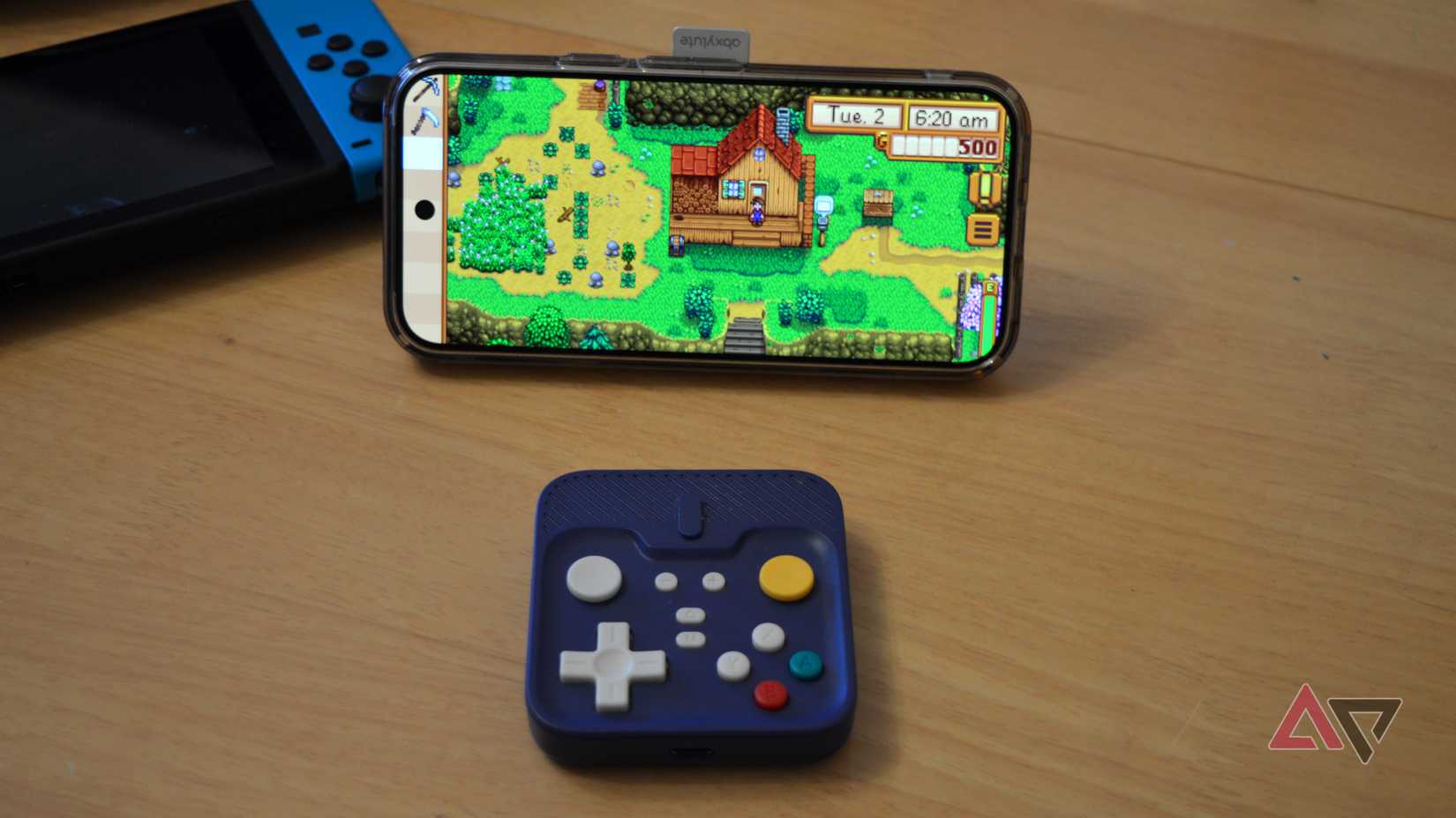 The Abxylute M4 playing Stardew Valley.