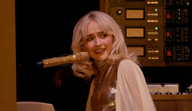 Sabrina Carpenter Confuses Cultural Cry For Yodeling During Coachella Set