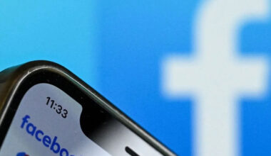 Three people charged in Kijiji, Facebook Marketplace thefts in Edmonton: EPS