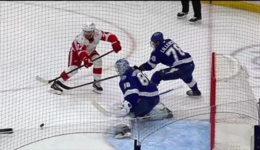 Perron strikes first | NHL.com