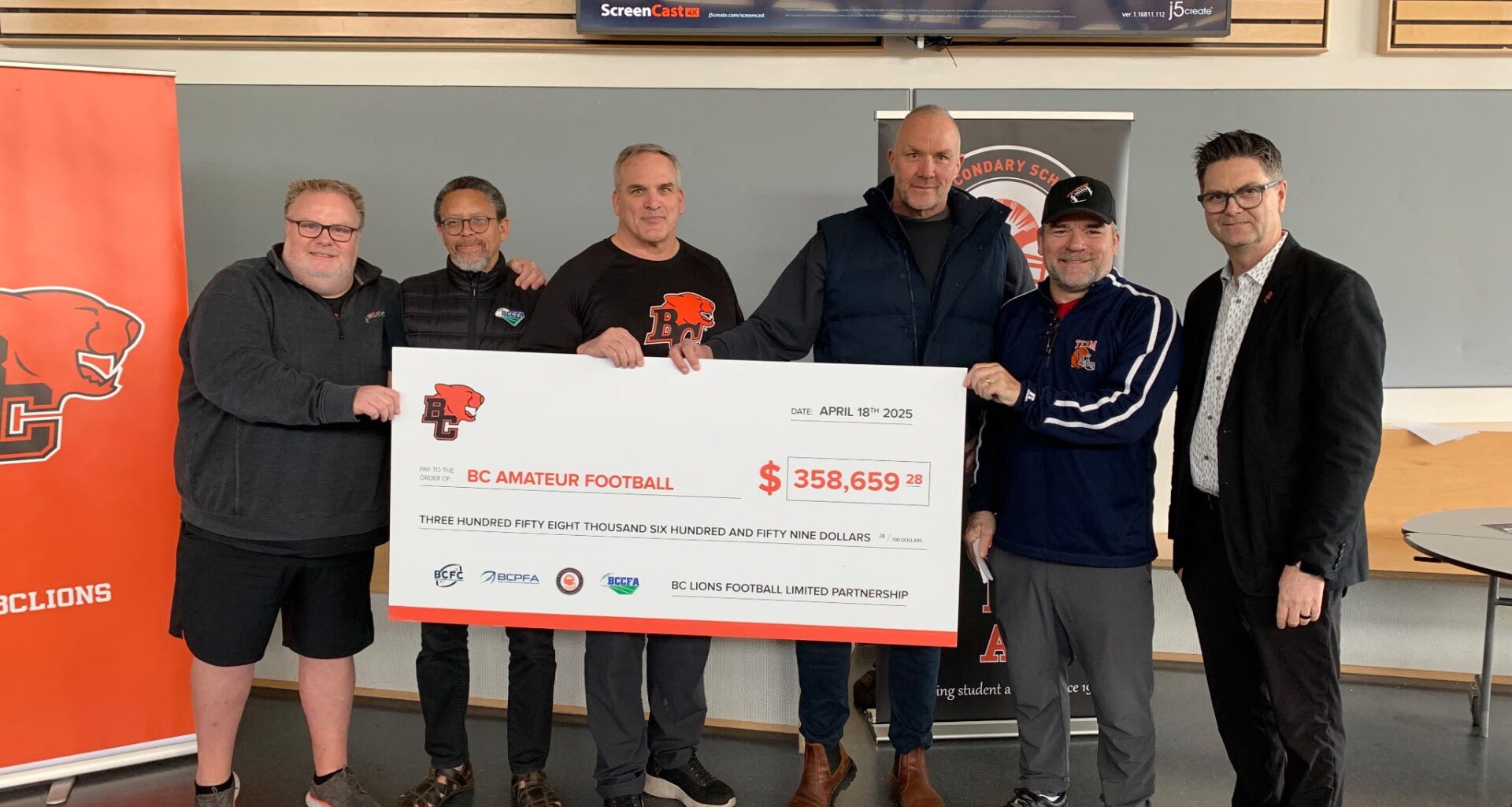 Lions Donate Over $350,000 In Support Of Amateur Football In British Columbia