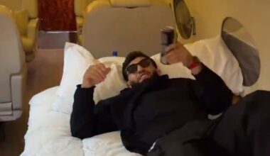 Tsarukyan reacts to American Airlines removal, upgrades to private jet