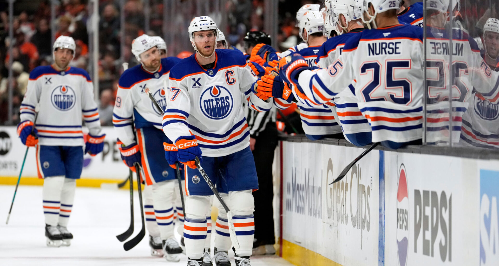 Edmonton Oilers seek to shore up porous defence ahead of Game 4 against Anaheim Ducks