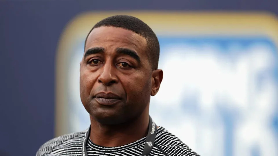 ORLANDO, FL - SEPTEMBER 05: Pro Football Hall of Fame wide receiver Cris Carter is seen prior to the Camping World Kickoff between the Florida State Seminoles and the Mississippi Rebels at Camping World Stadium on September 5, 2016 in Orlando, Florida. (Photo by Streeter Lecka/Getty Images)Streeter Lecka&sol;Getty Images