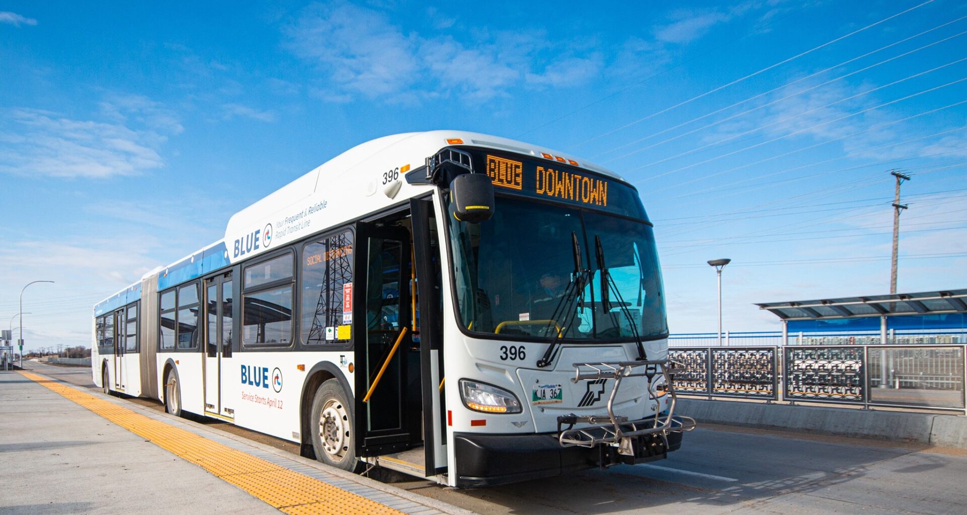 Winnipeg Transit expands late-night service starting April 12