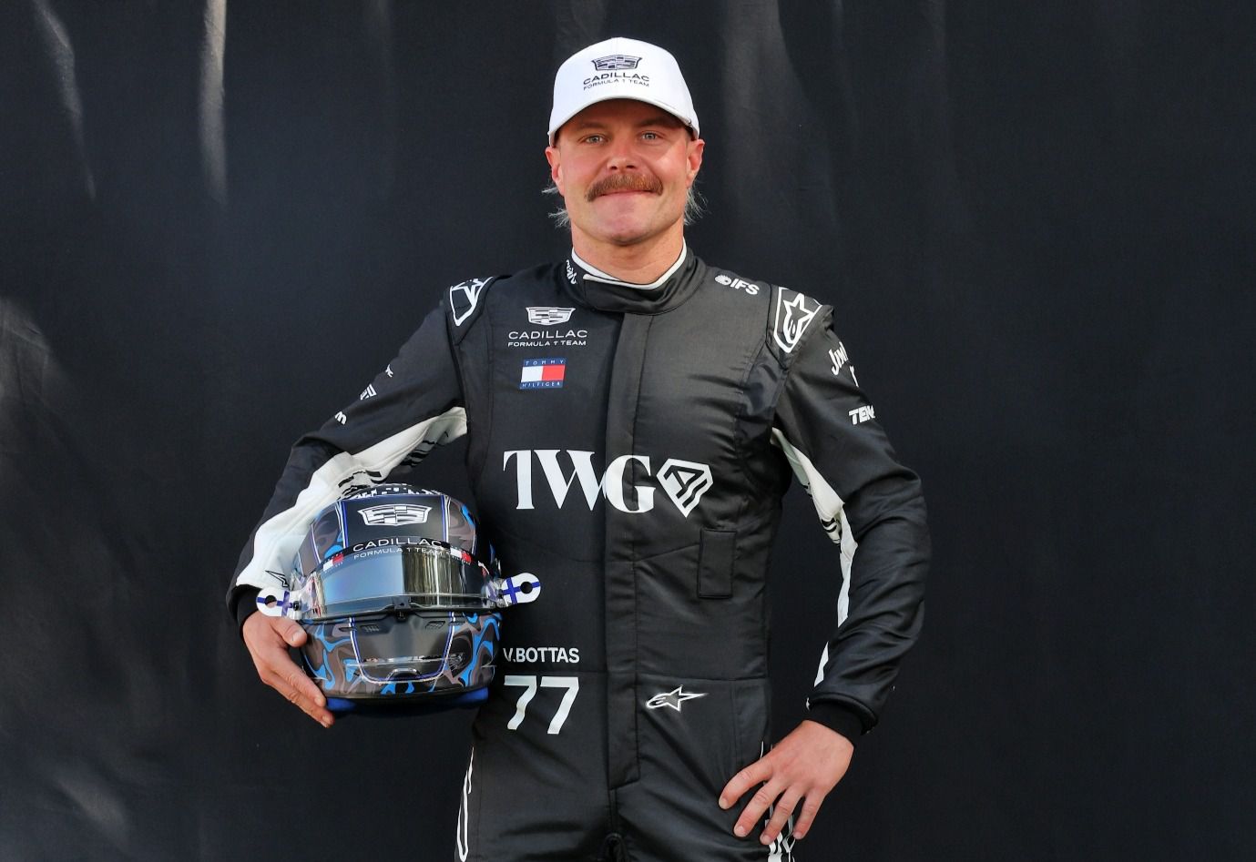 Valtteri Bottas Cadillac F1 Helmet View 1