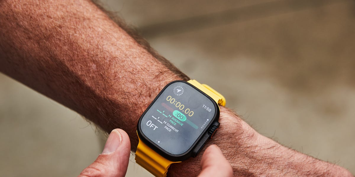 Apple Watch Pacer Feature Helps You Develop Your Own Sense of Time — GPS Running Watches