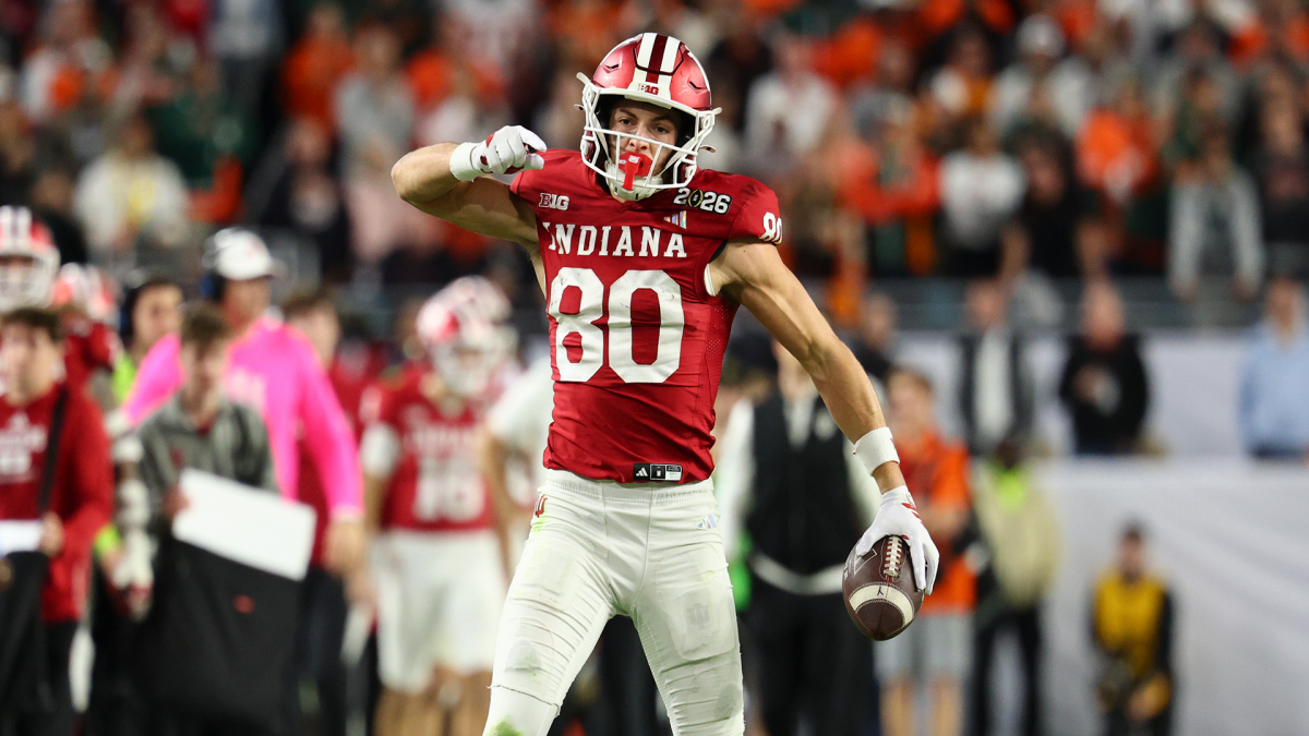 2027 NFL Draft: 10 under-the-radar college football stars poised to rocket up boards