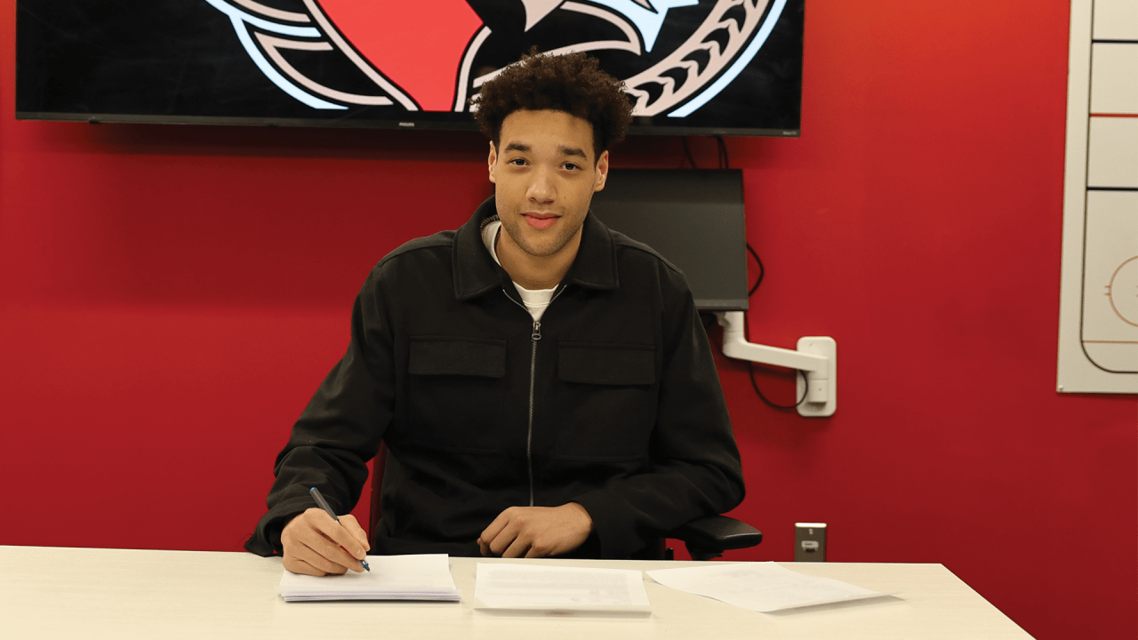 Senators agree to terms with left winger Blake Montgomery on a three-year, entry-level contract
