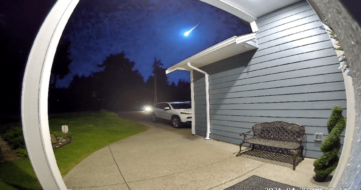 Did a meteor spark a fire in a chalet on Mount Washington? - BC