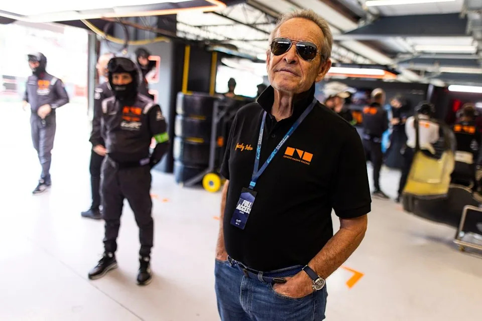 Jacky Ickx, Genesis Magma Racing