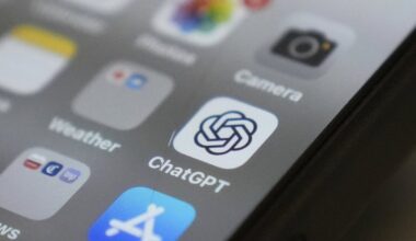 Young Canadians want AI companies to make their chatbots less addictive: report