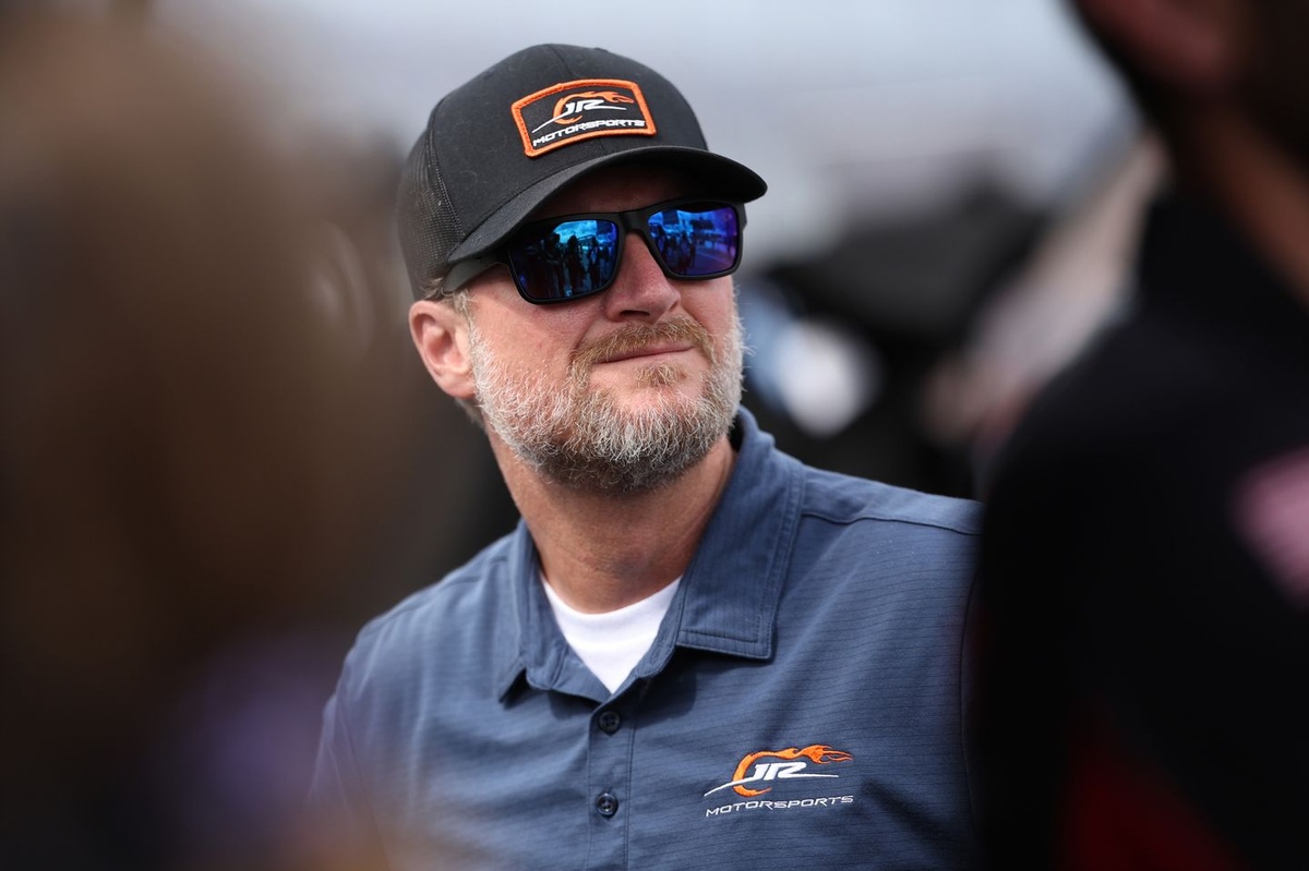 Dale Jr. rejects electric SUVs; details preferred O’Reilly Series changes