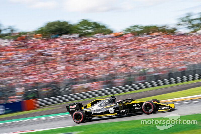 Daniel Ricciardo, Renault F1 Team R.S.19