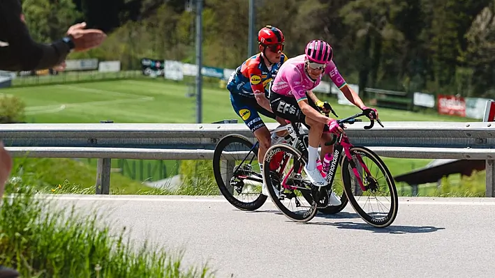 Darren Rafferty brushes off team mate attacking in pursuit of him at Tour of Alps