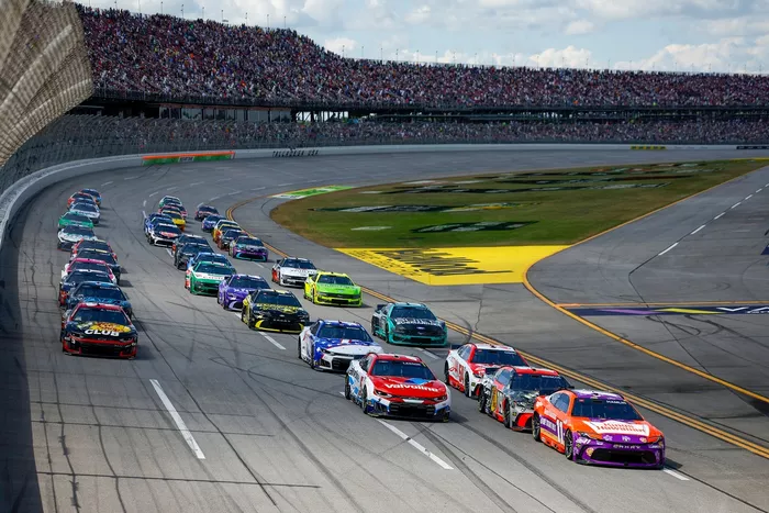 Denny Hamlin, Joe Gibbs Racing, William Byron, Hendrick Motorsports, Austin Dillon, Richard Childress Racing