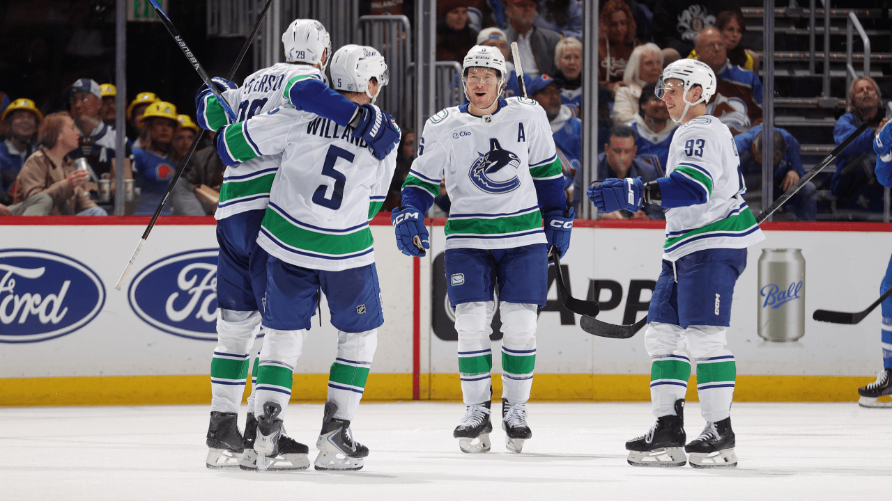 MacKinnon scores 50th goal for Avalanche, Canucks recover for win