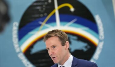 Government introduces bill to support space launches from Canadian territory