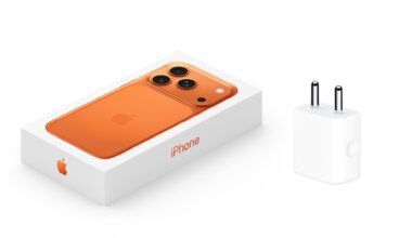 Apple adding charger back into an iPhone box
