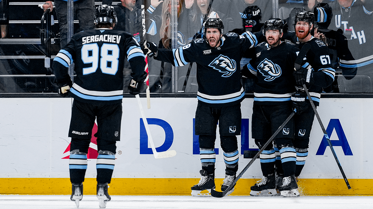 Schmaltz finds the twine | NHL.com