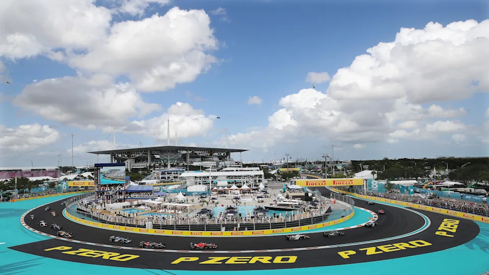 MIAMI, FLORIDA - MAY 07: A general view of the first lap during the F1 Grand Prix of Miami at Miami International Autodrome on May 07, 2023 in Miami, Florida. (Photo by Dan Istitene - Formula 1/Formula 1 via Getty Images)
