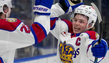 Miroslav Holinka hat trick lifts Edmonton Oil Kings past Saskatoon Blades, WHL playoff series tied