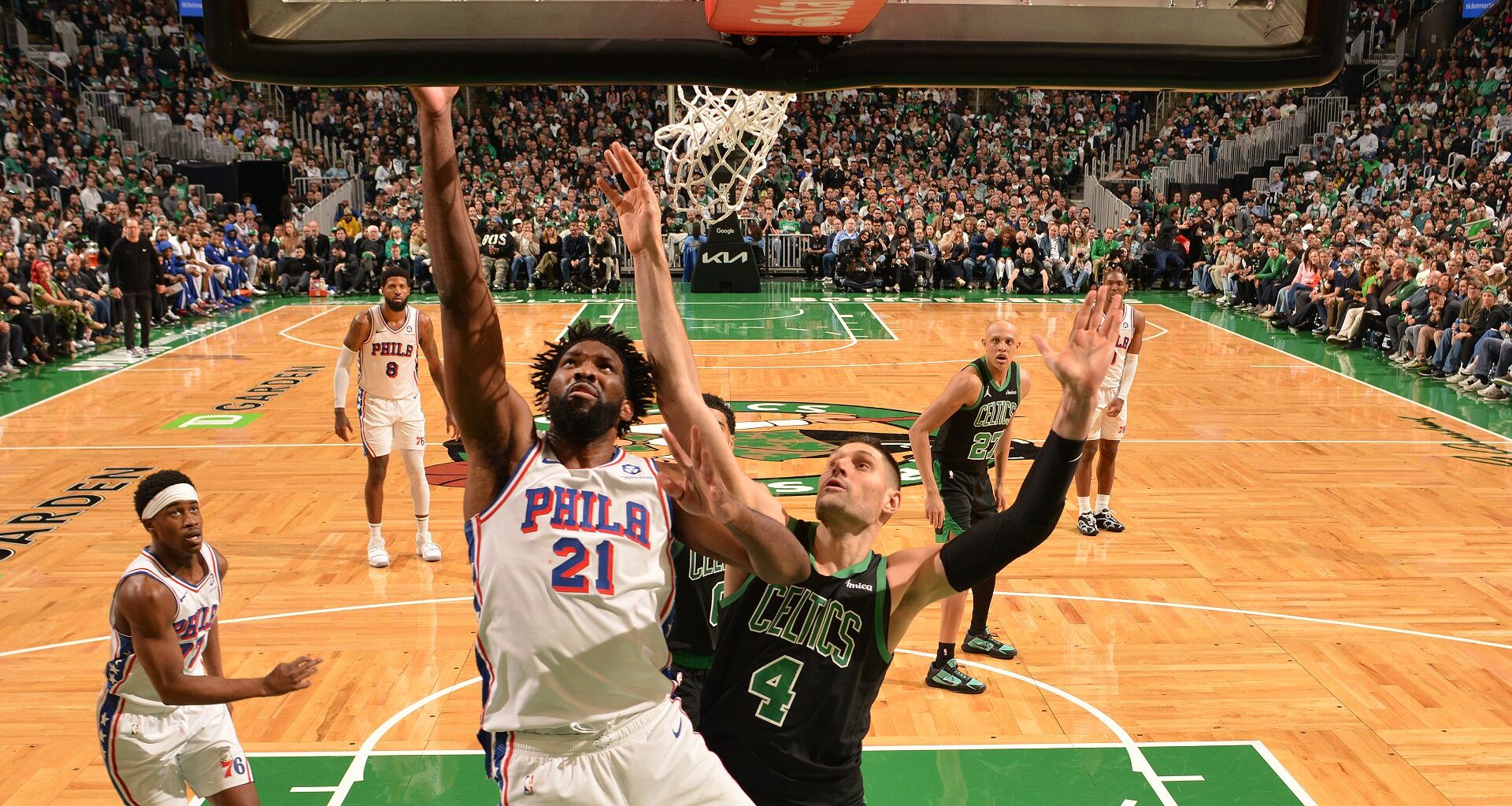 4 takeaways: Joel Embiid endures, Tyrese Maxey helps 76ers live another game