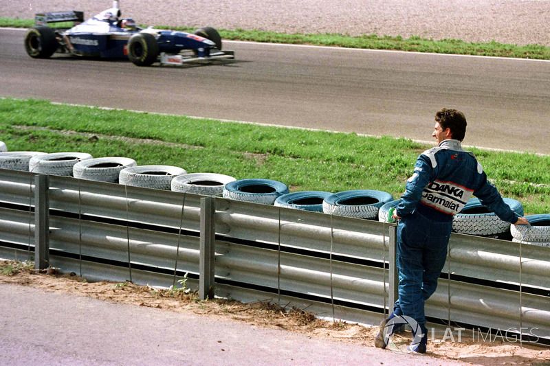 Hill went from title triumph with Williams to midfield battle with Arrows