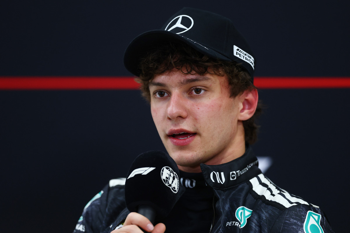 SUZUKA, JAPAN - MARCH 28: Pole position qualifier Andrea Kimi Antonelli of Italy and Mercedes AMG Petronas F1 Team in the Drivers Press Conference during qualifying ahead of the F1 Grand Prix of Japan at Suzuka Circuit on March 28, 2026 in Suzuka, Japan. (Photo by Clive Rose/Getty Images)