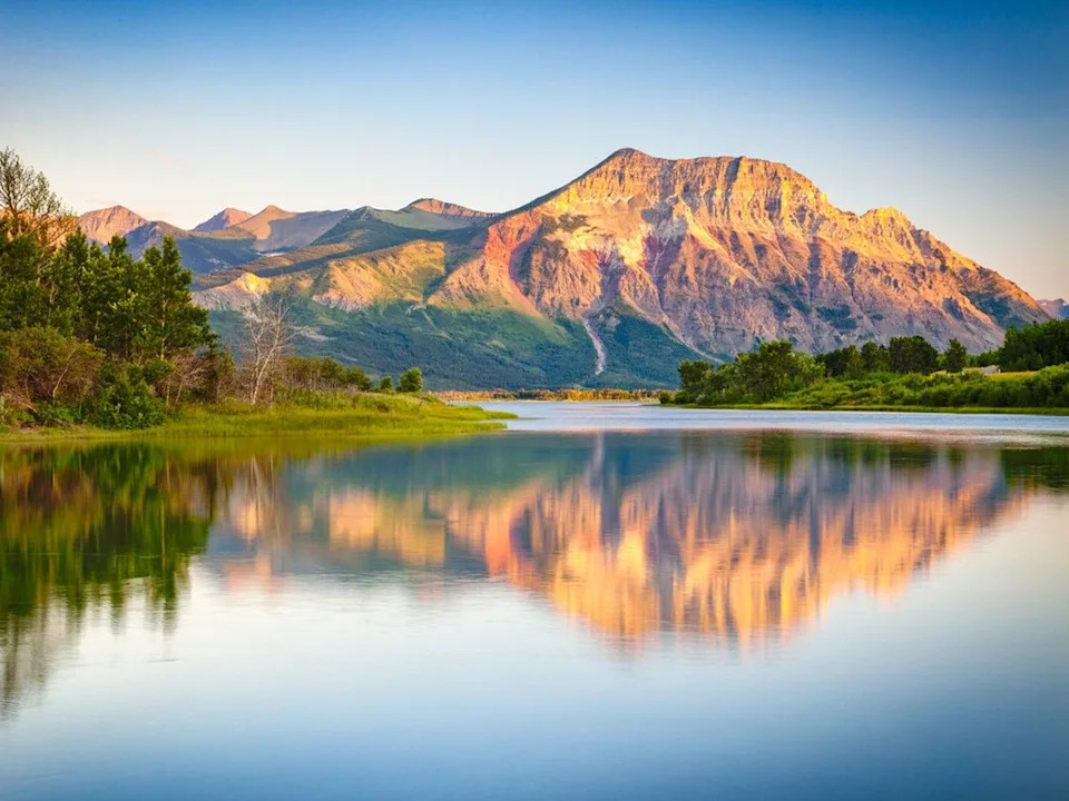 Waterton Lakes National Park