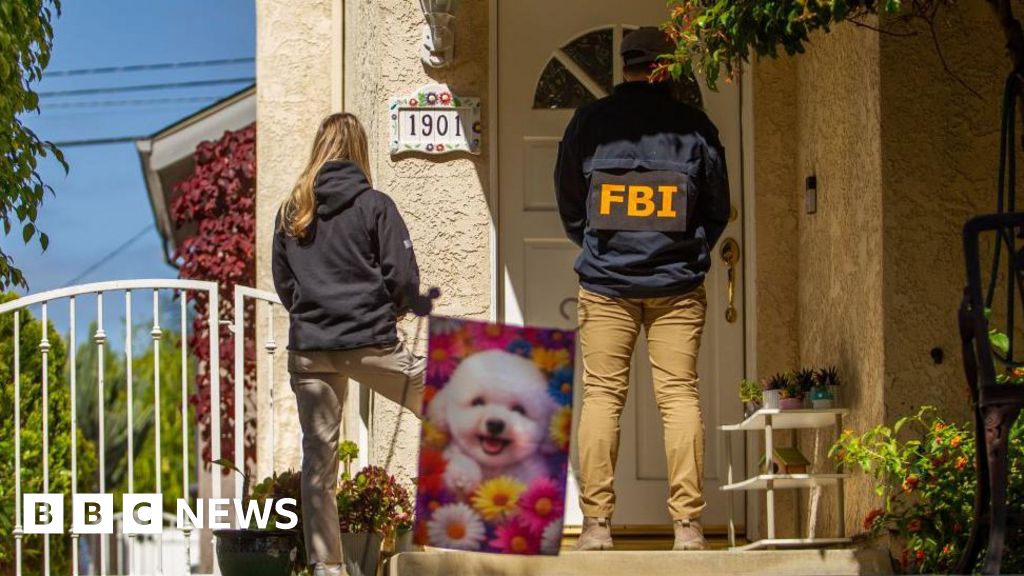 'It's bizarre': Californians grapple with revelation that suspected Trump gunman was neighbour - BBC