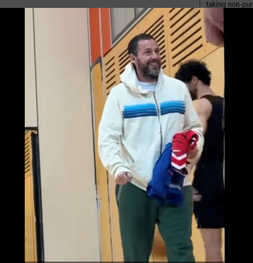  Adam Sandler, who is in Vancouver shooting his new movie Timeout, took some time out recently to play some pickup basketball at the Robert Lee YMCA in downtown Vancouver.