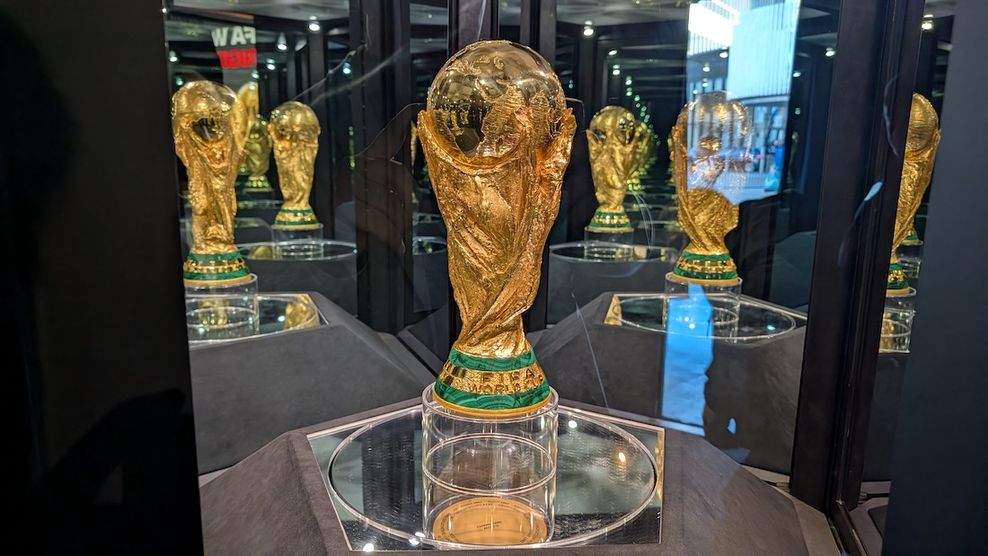fifa world cup trophy tour coca cola vancouver