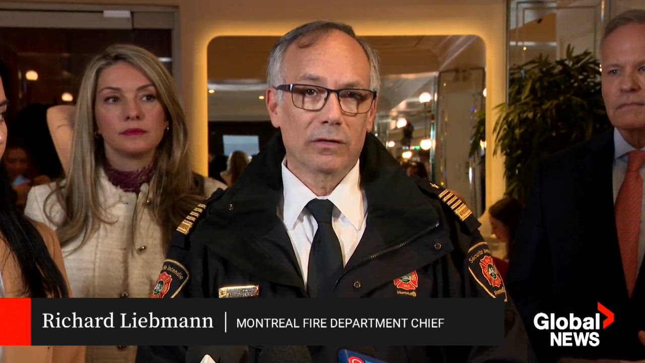 Click to play video: 'Montreal reaches highest flood alert level'