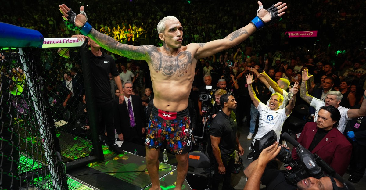 BMF champ Oliveira rips into critical fans: ‘They haven’t done f—k all’