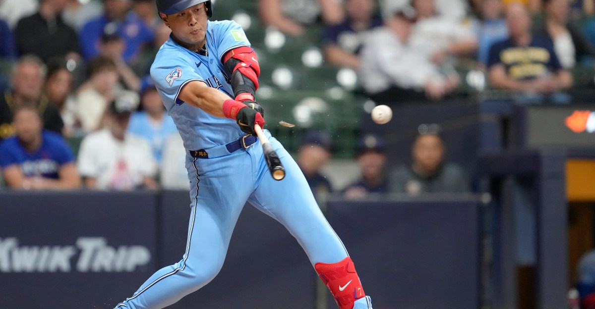 Jays Mount Late Comeback, Win 9-7 in 10 Innings