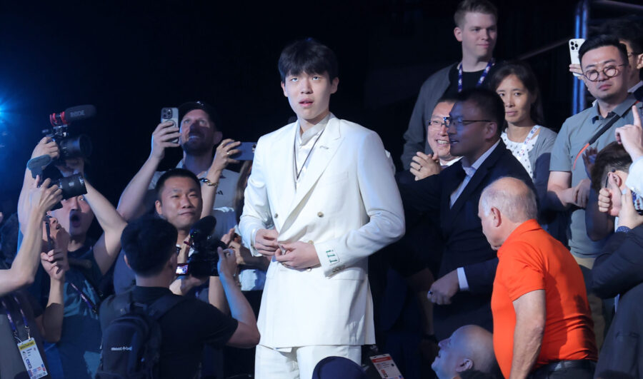 Trail Blazers Fined $100K For Illegal Contact With Yang Hansen; Two Execs Suspended