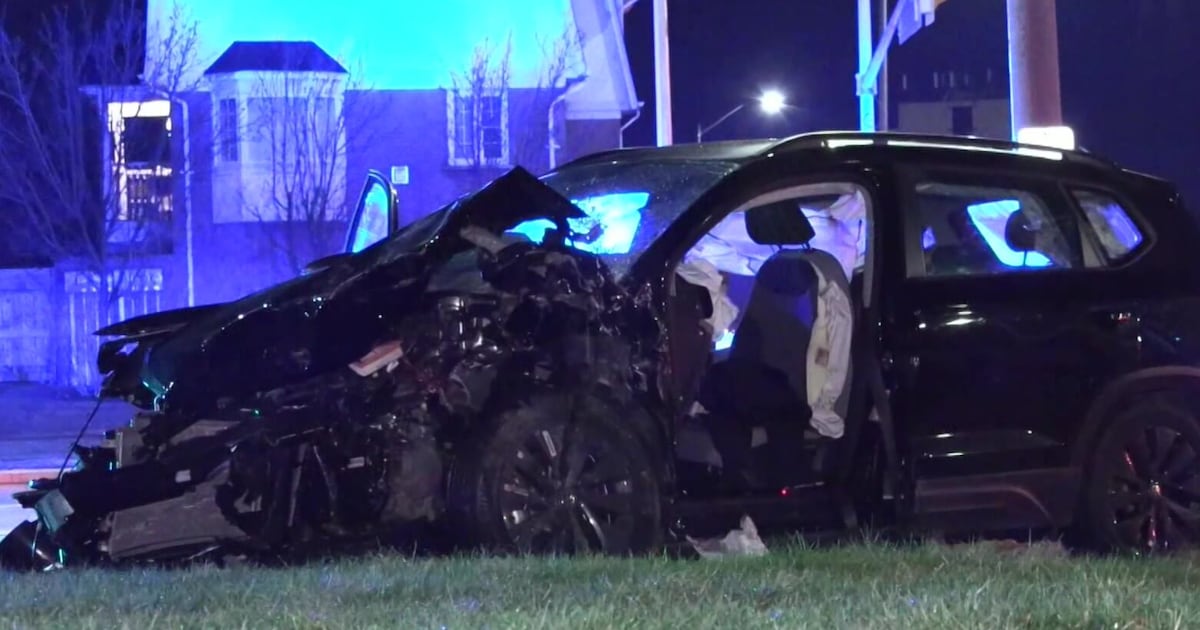Two critically injured in Mississauga crash – CP24