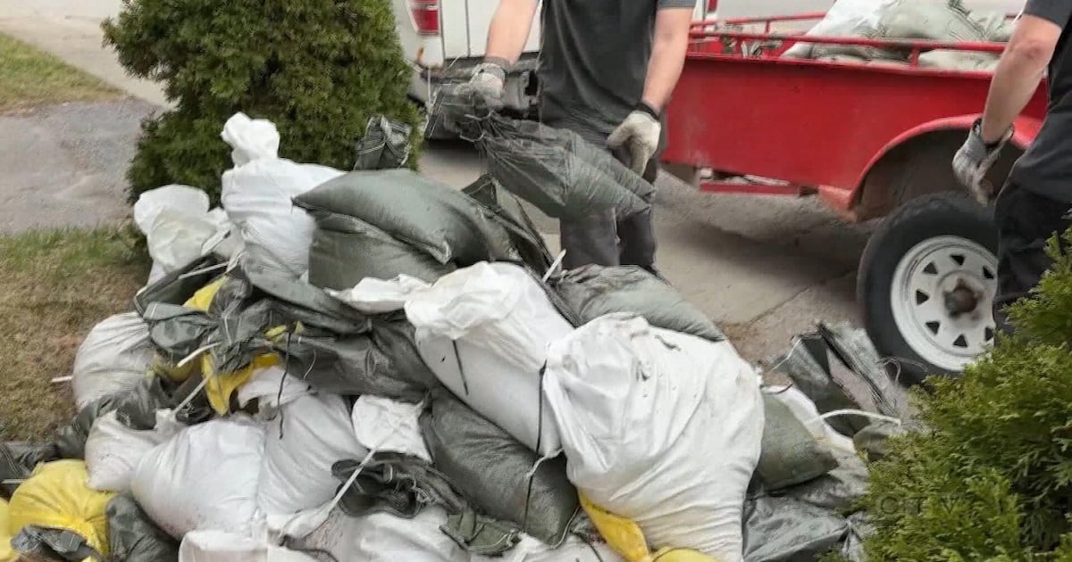 Ottawa-Gatineau residents rush to build sandbag walls amid rising flood risks – CP24