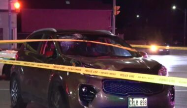 Two pedestrians struck in Mississauga – CP24