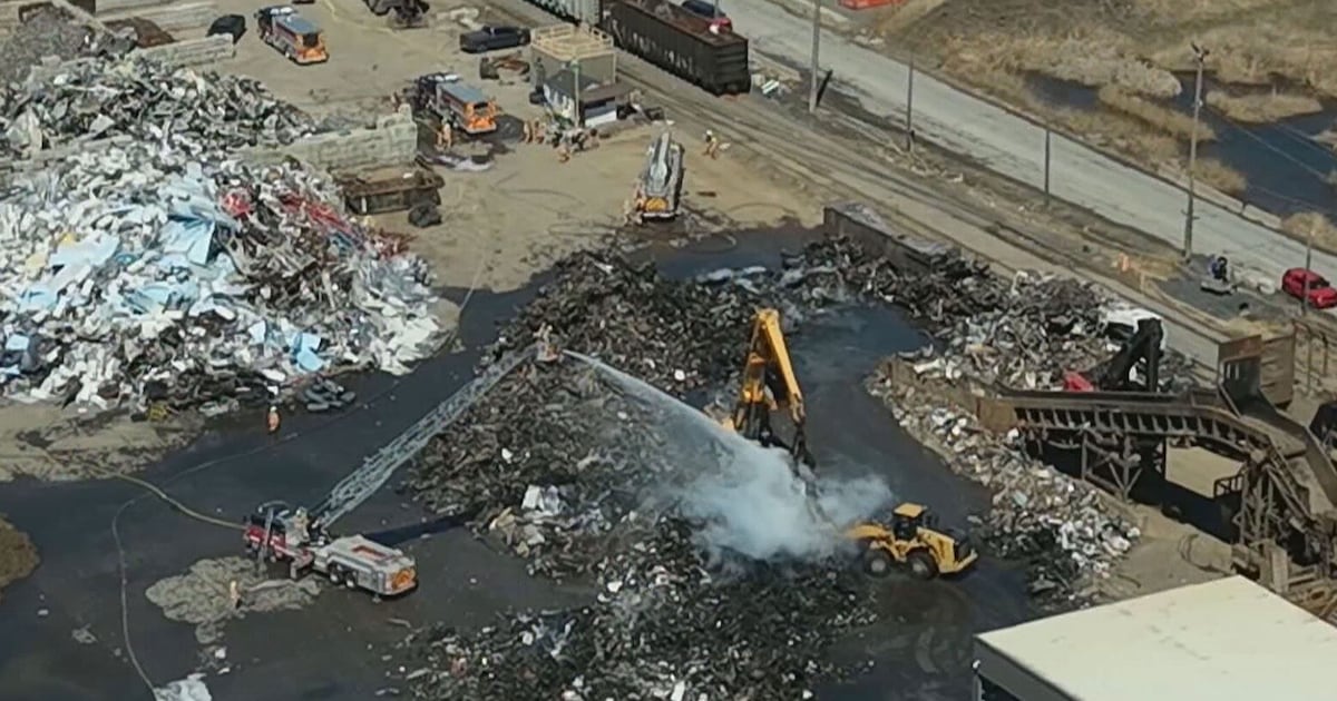 Smoke from recycling plant blankets parts of Montreal – CP24