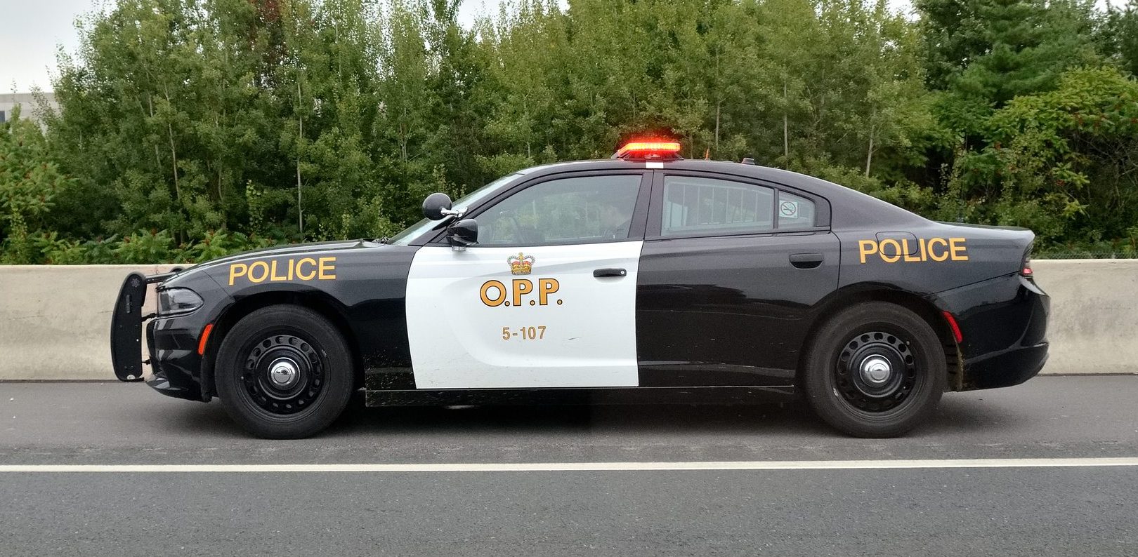 401 express lanes reopens in Etobicoke after pair of collisions