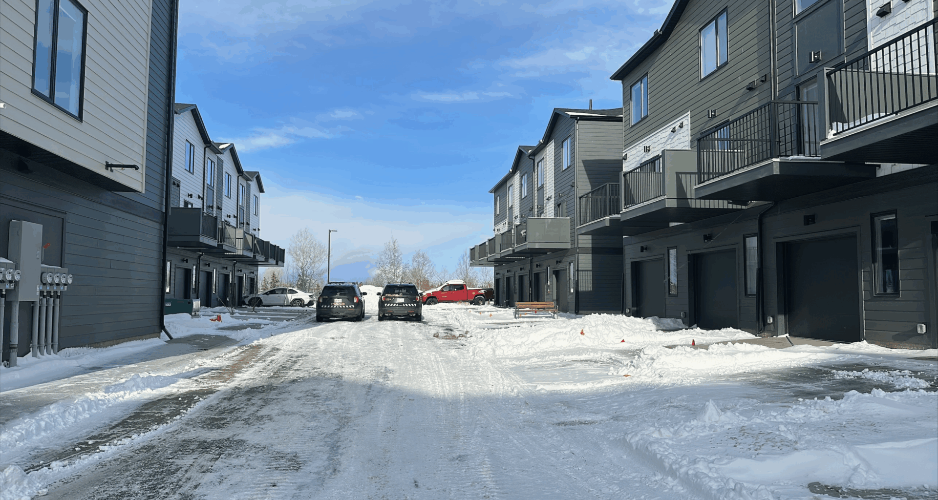 Man in life-threatening condition after shooting in SE Calgary