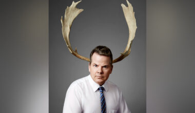 Bruce McCulloch returns to Alberta for 2026 'Dark Purple Slice' Canadian Tour