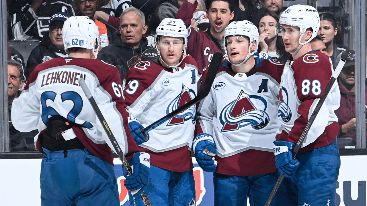 Avalanche win Game 3, on verge of sweep against Kings in West 1st Round
