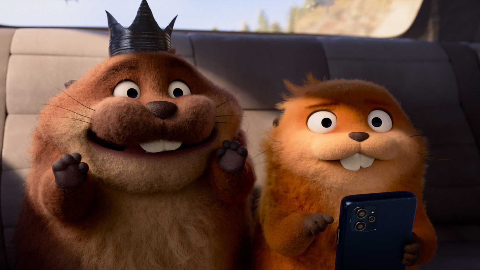 King George and Mabel As Beavers In The Backseat Of A Car In Hoppers