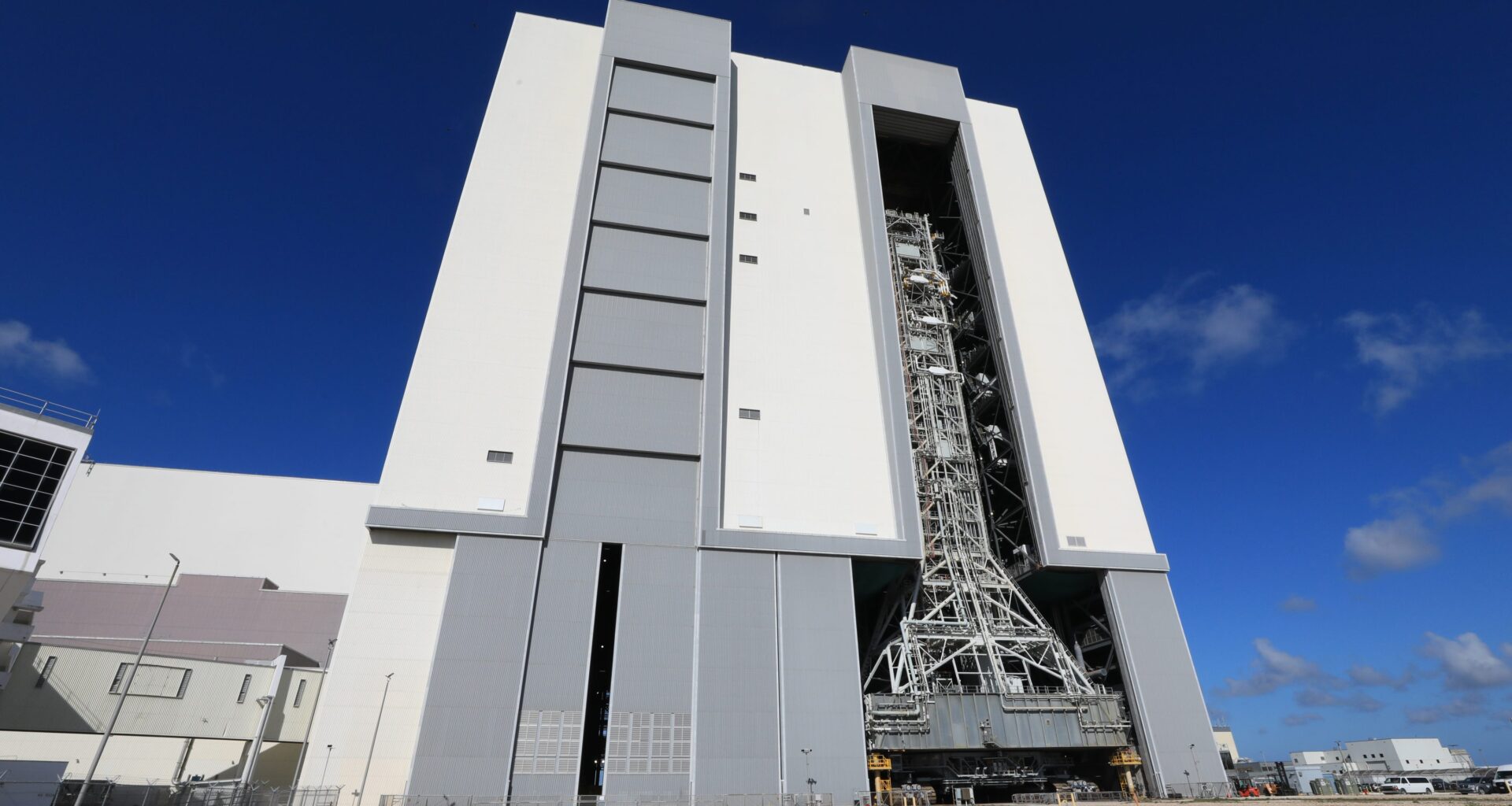 NASA’s mobile launcher enters the Vehicle Assembly Building