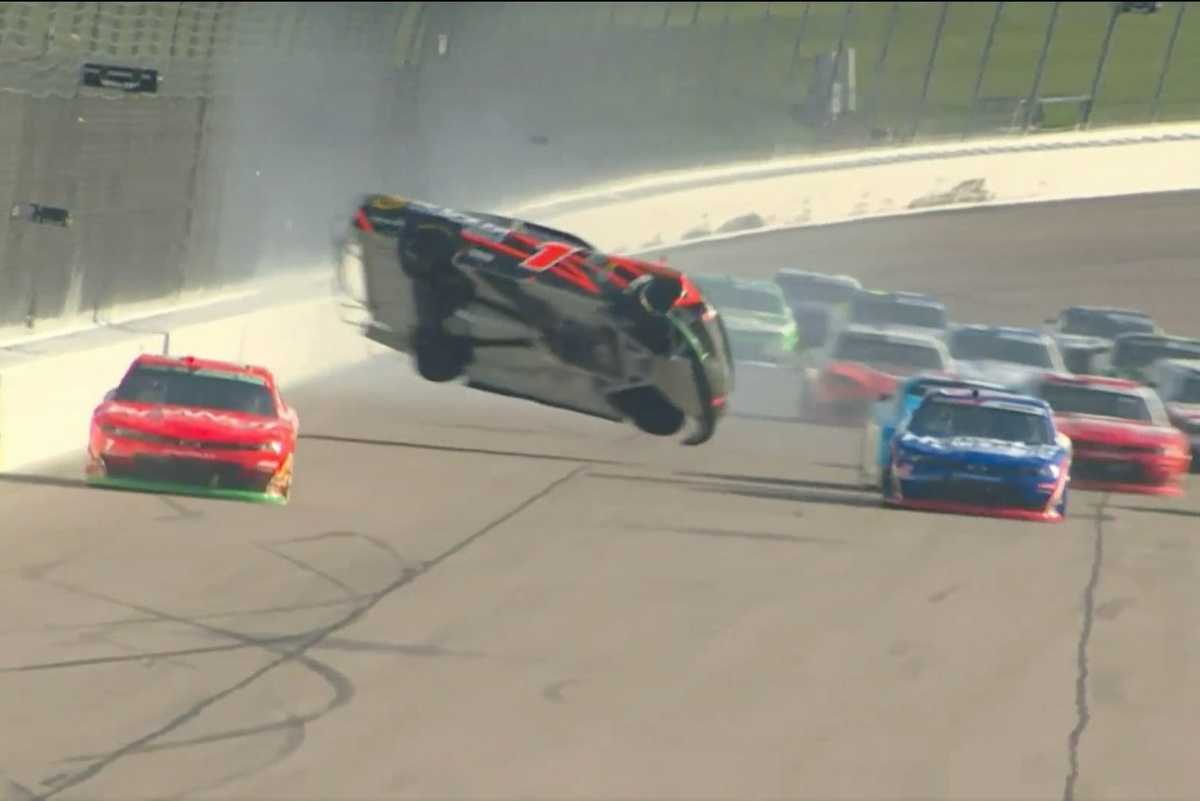 NASCAR red flags race as Carson Kvapil flips wildly in violent Kansas crash