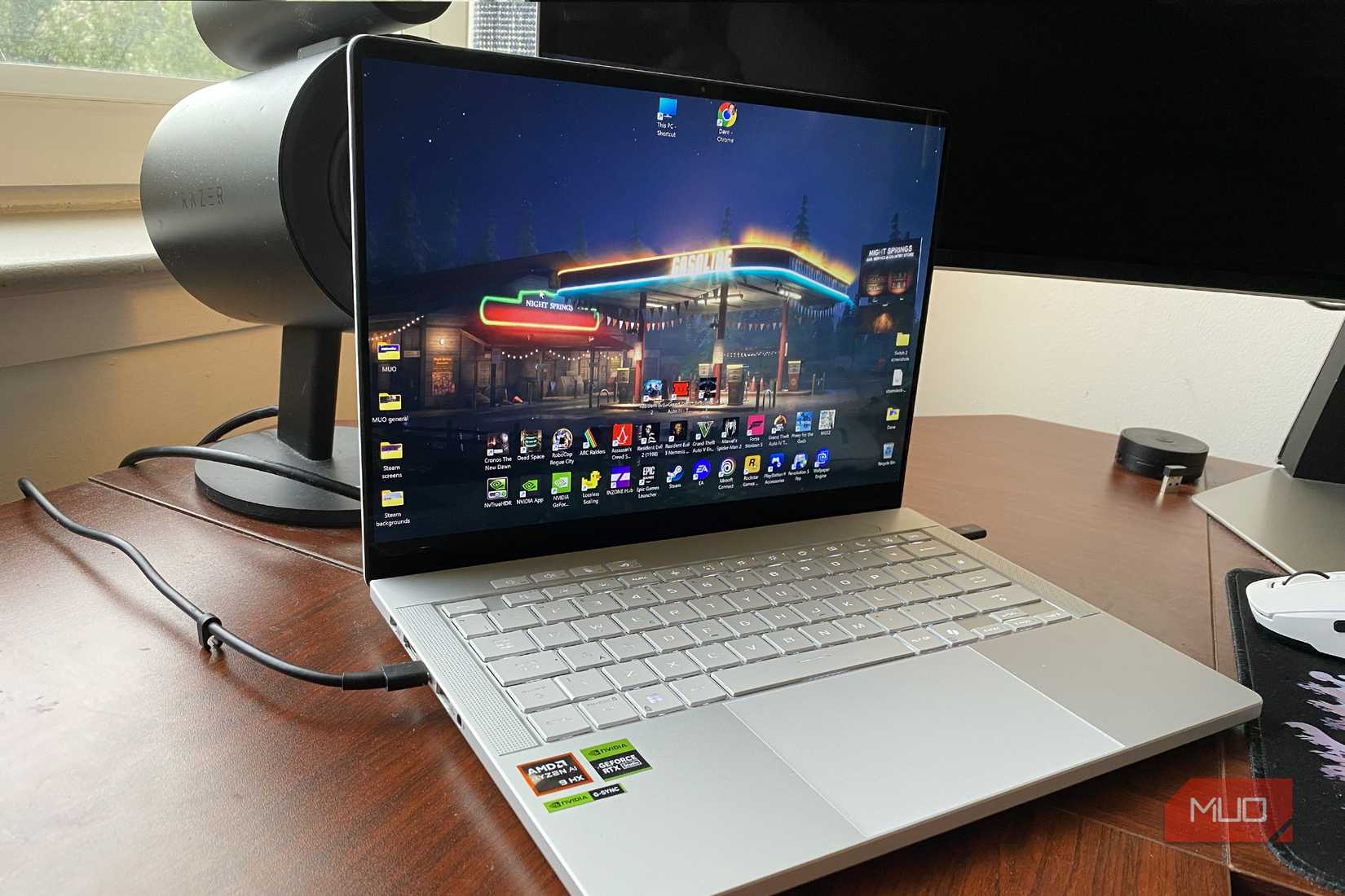 USB-C power cable with a gaming laptopr