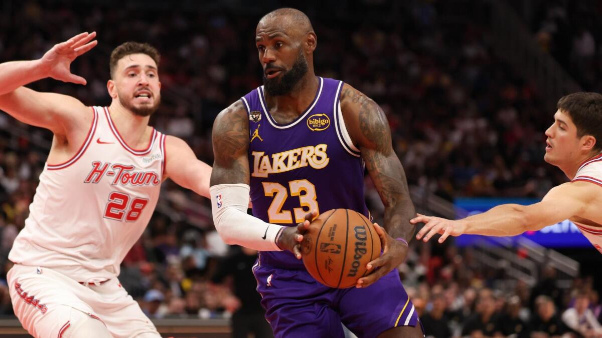 Lakers vs. Rockets prediction, odds, spread, Game 4 time: 2026 NBA playoff picks for Sunday, April 26